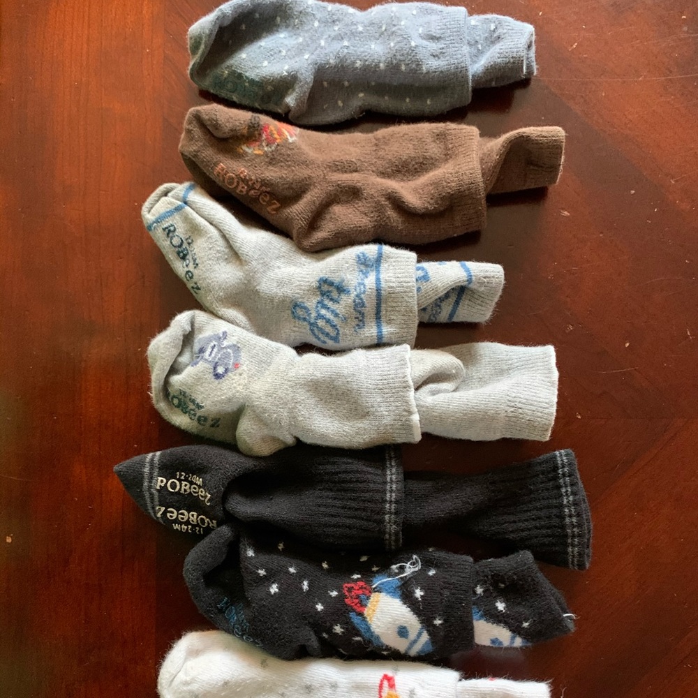 8 pair Robeez Socks 12-24M